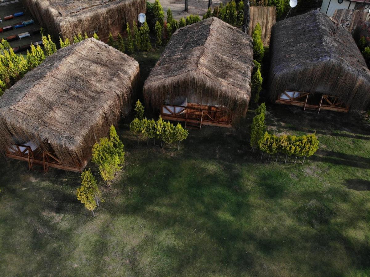 Green Pine Bungalows & Beach Luxury Concept โอลลุนเดนิซ ภายนอก รูปภาพ