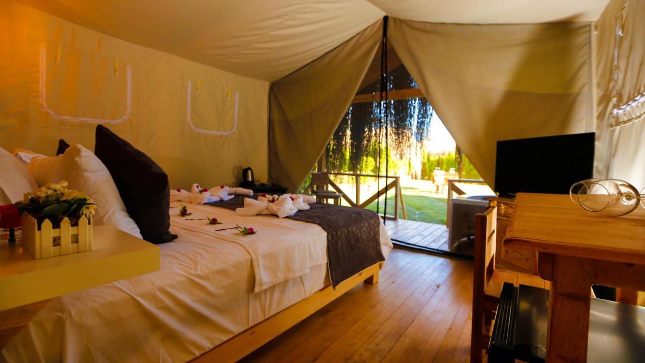 Green Pine Bungalows & Beach Luxury Concept โอลลุนเดนิซ ภายนอก รูปภาพ