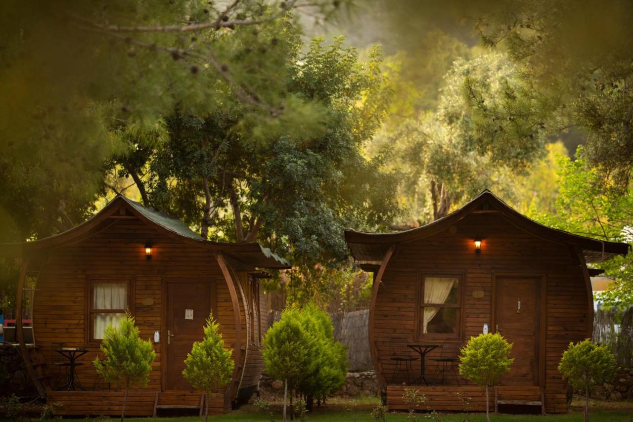 Green Pine Bungalows & Beach Luxury Concept โอลลุนเดนิซ ภายนอก รูปภาพ
